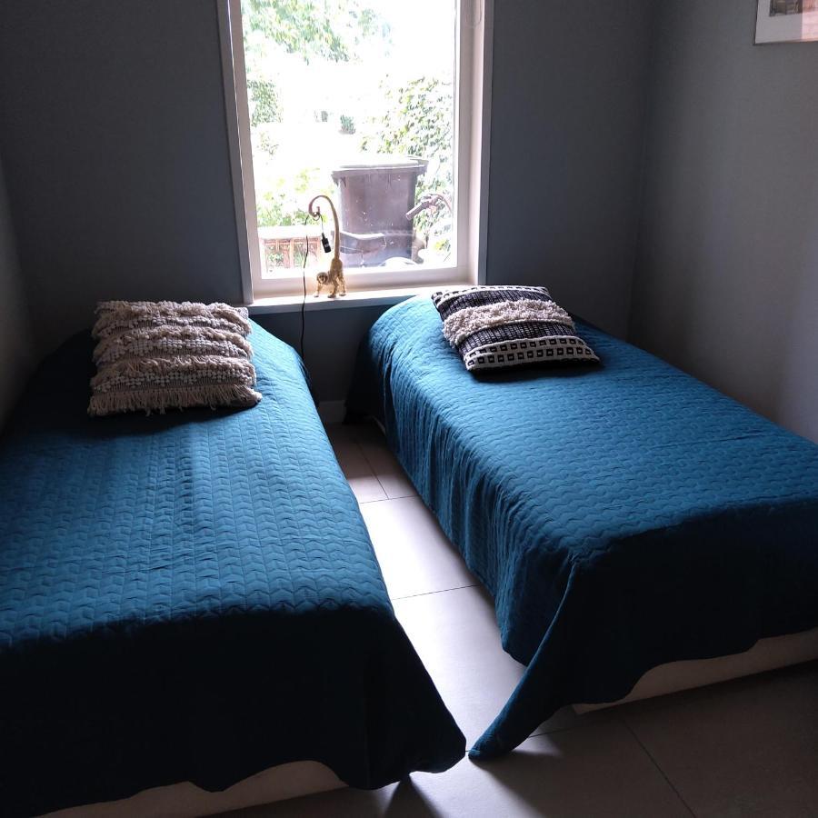 Ezinge Bed & Breakfast Appartement 'T Haventje מראה חיצוני תמונה